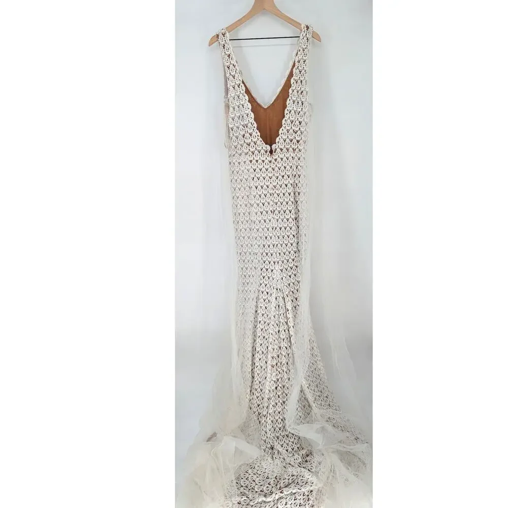 Daughters of Simone Nev Crochet Lace Wedding Dress Nude Lined Boho Gown Large